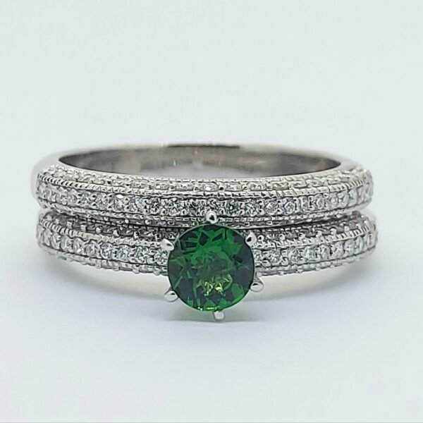 Diamond / Tsavorite Ring