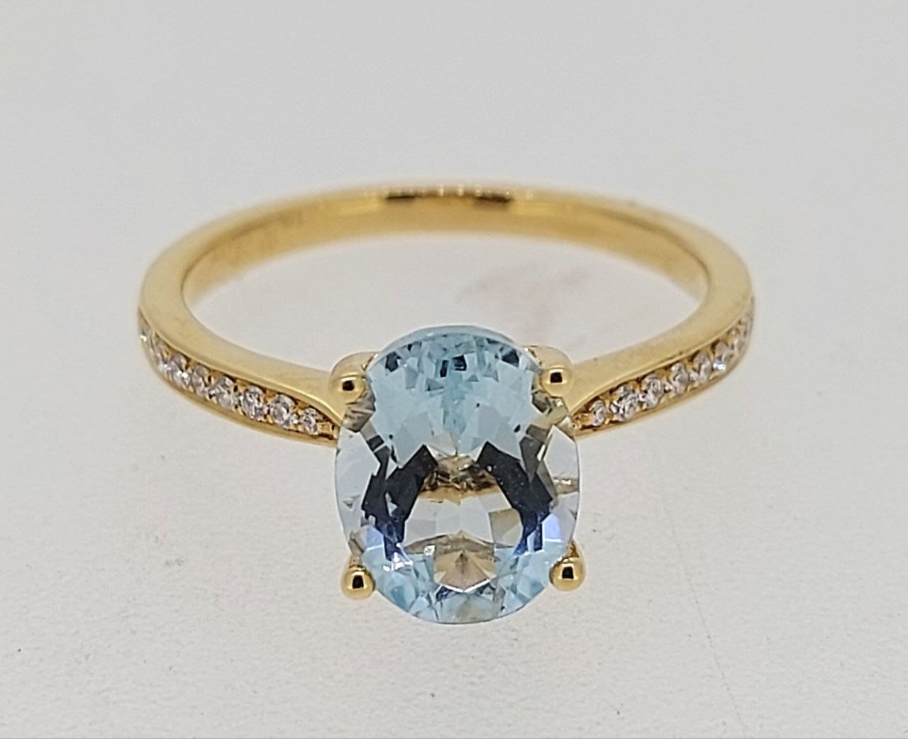Diamond / Aquamarine Ring