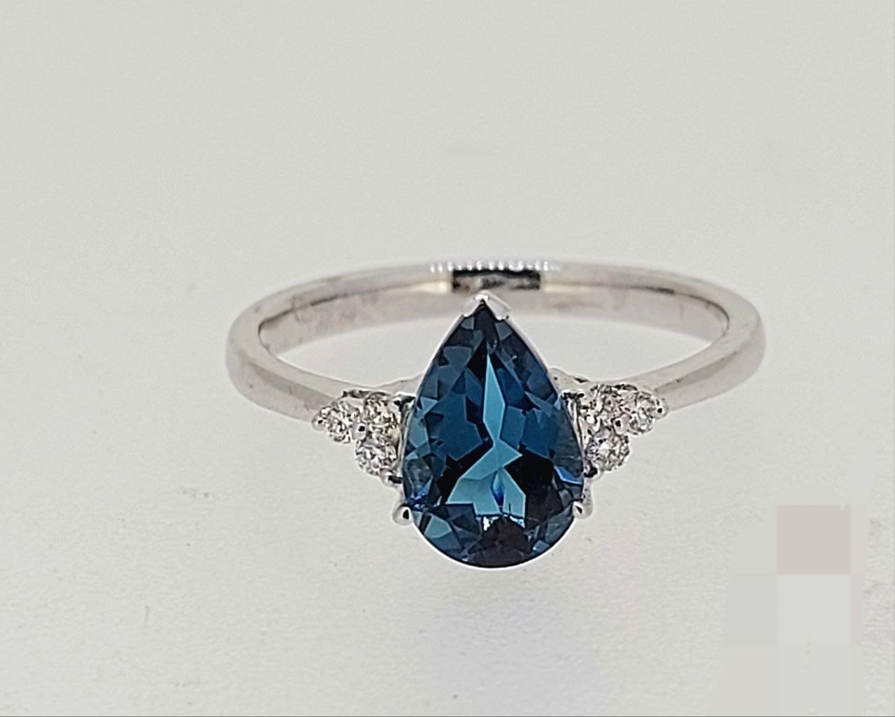 Diamond / Blue Topaz Ring
