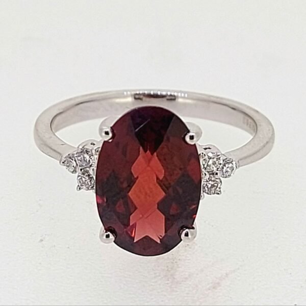 Diamond / Garnet Ring