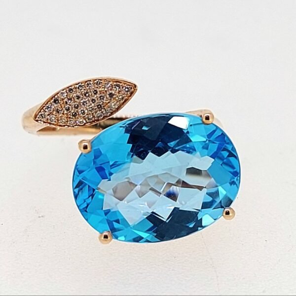 Diamond / Blue Topaz Ring