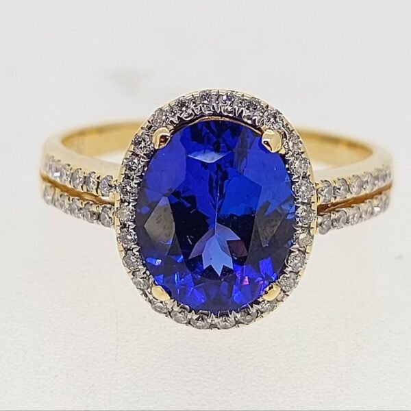 Diamond / Tanzanite Ring