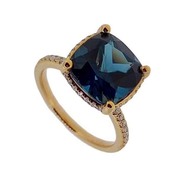 Diamond / Blue Topaz Ring