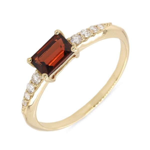 Diamond / Garnet Ring