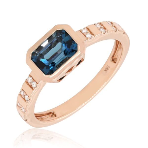 Diamond / Blue Topaz Ring