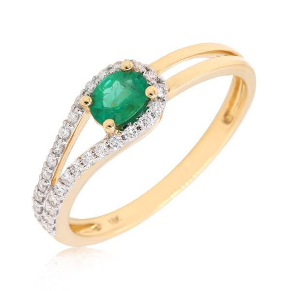 Diamond / Emerald Ring