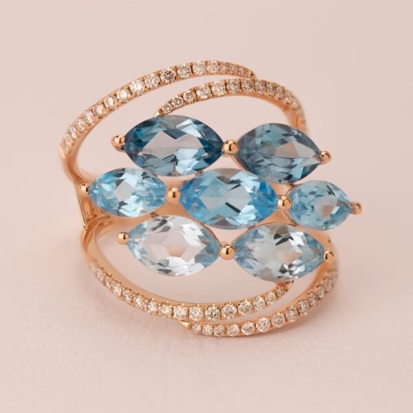 Diamond / Blue Topaz Ring