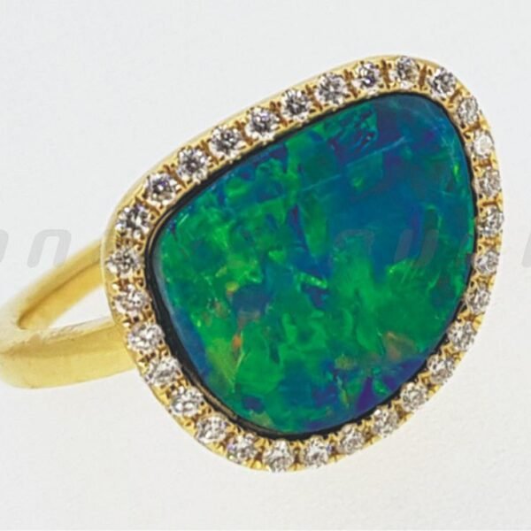 Diamond / Opal Ring