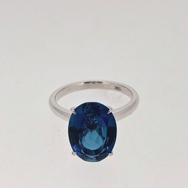 Diamond / Blue Topaz Ring