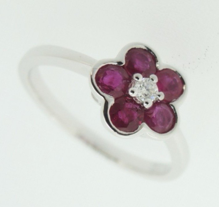 Diamond / Ruby Ring