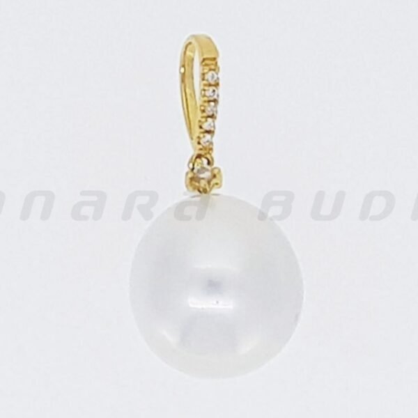 Diamond / SS Pearl Pendant