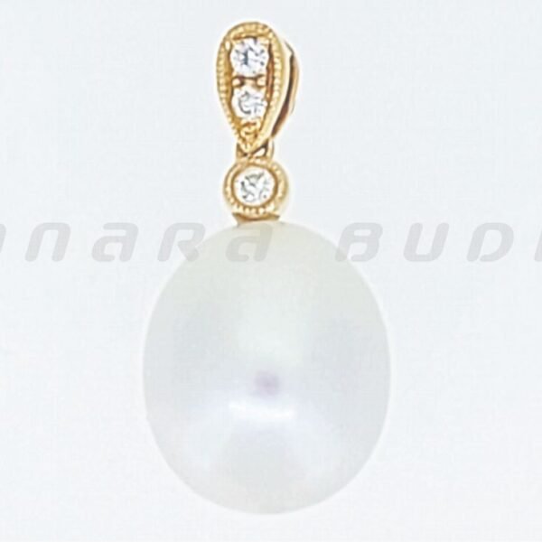 Diamond / SS Pearl Pendant
