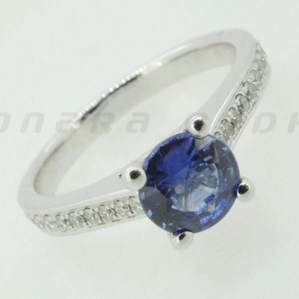 Diamond / Sapphire Ring