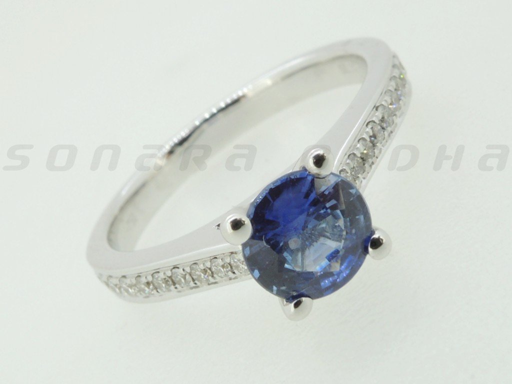 Diamond / Sapphire Ring