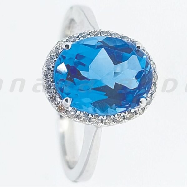 Diamond / Blue Topaz Ring