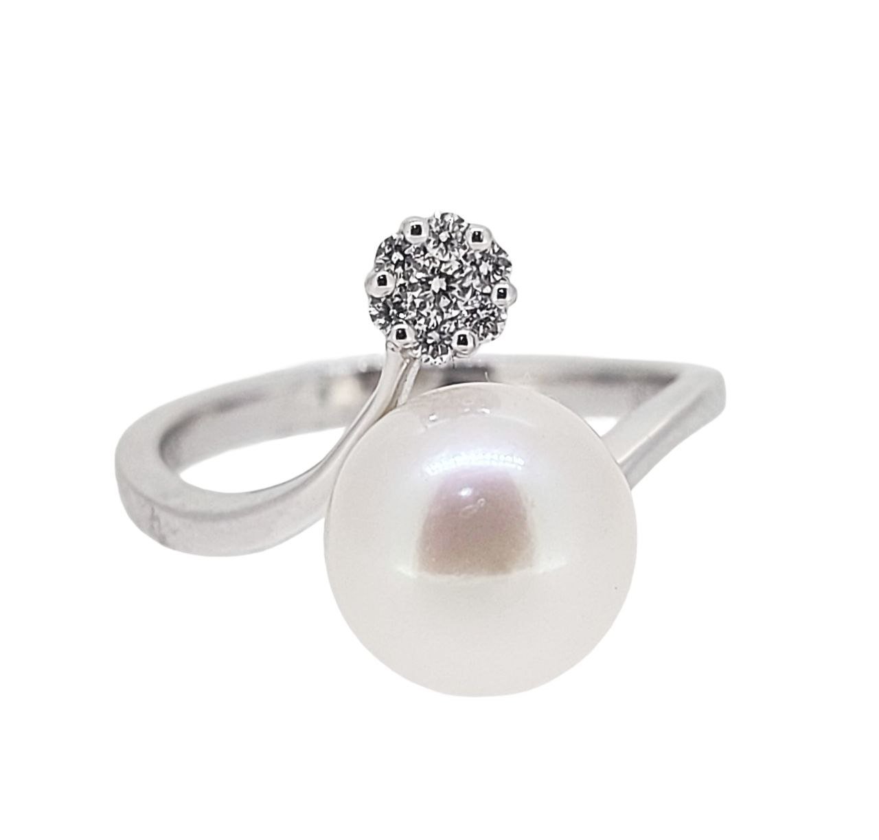 Diamond / FW Pearl Ring