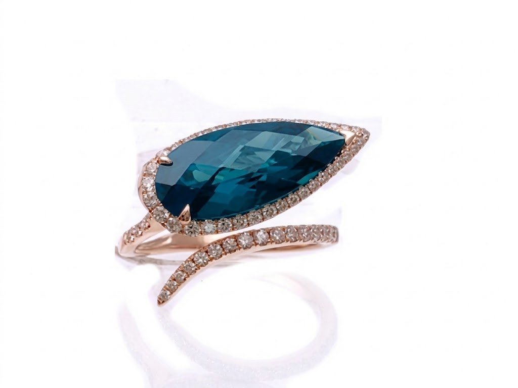 Diamond / Blue Topaz Ring