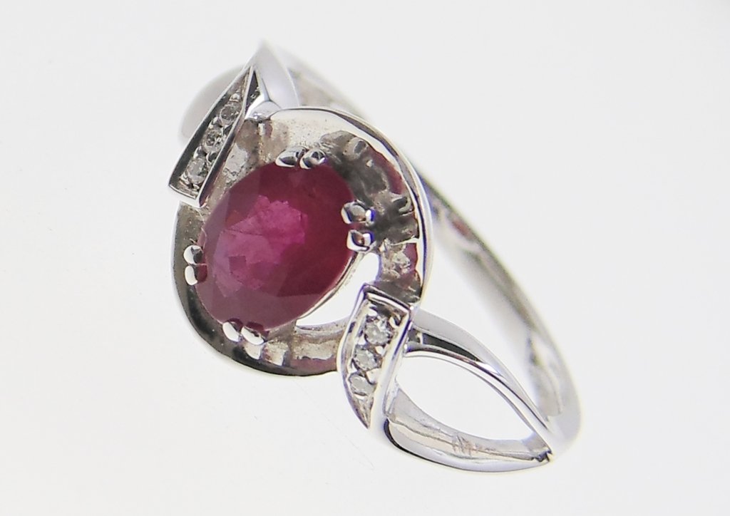 Diamond / Ruby Ring