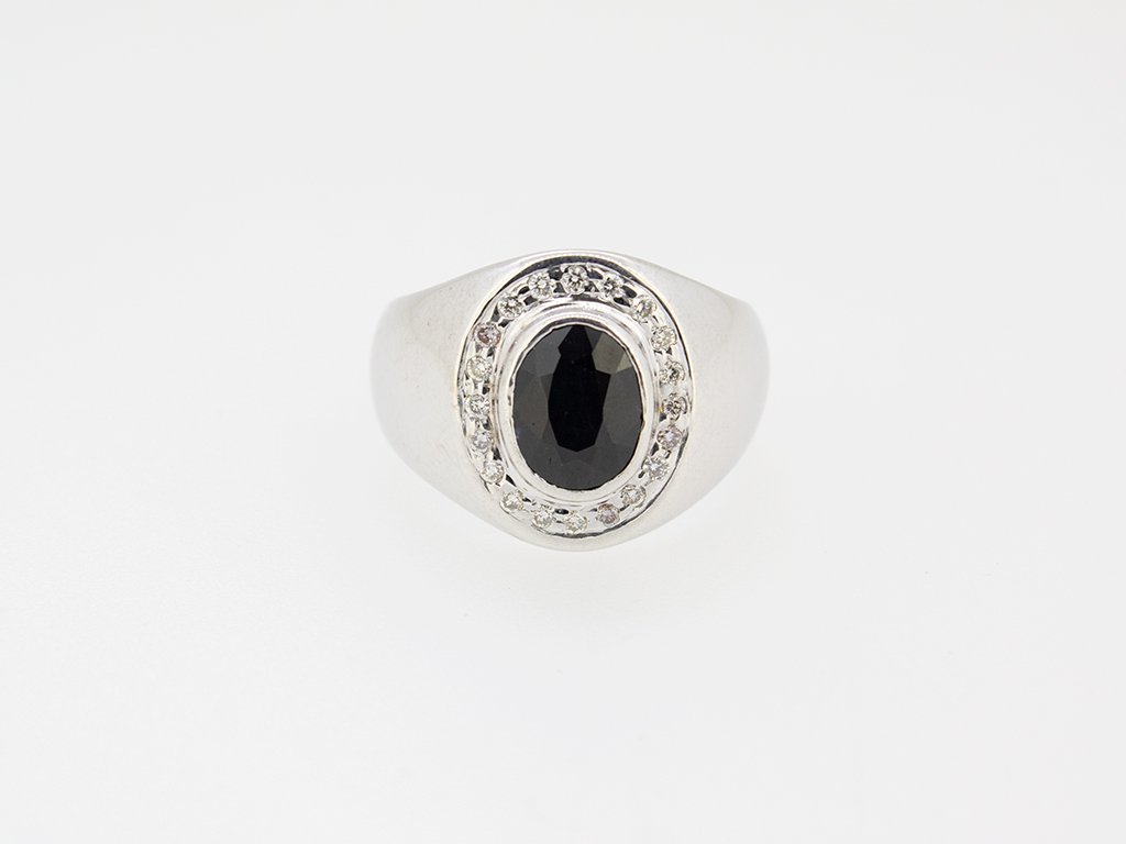 Diamond / Sapphire Ring