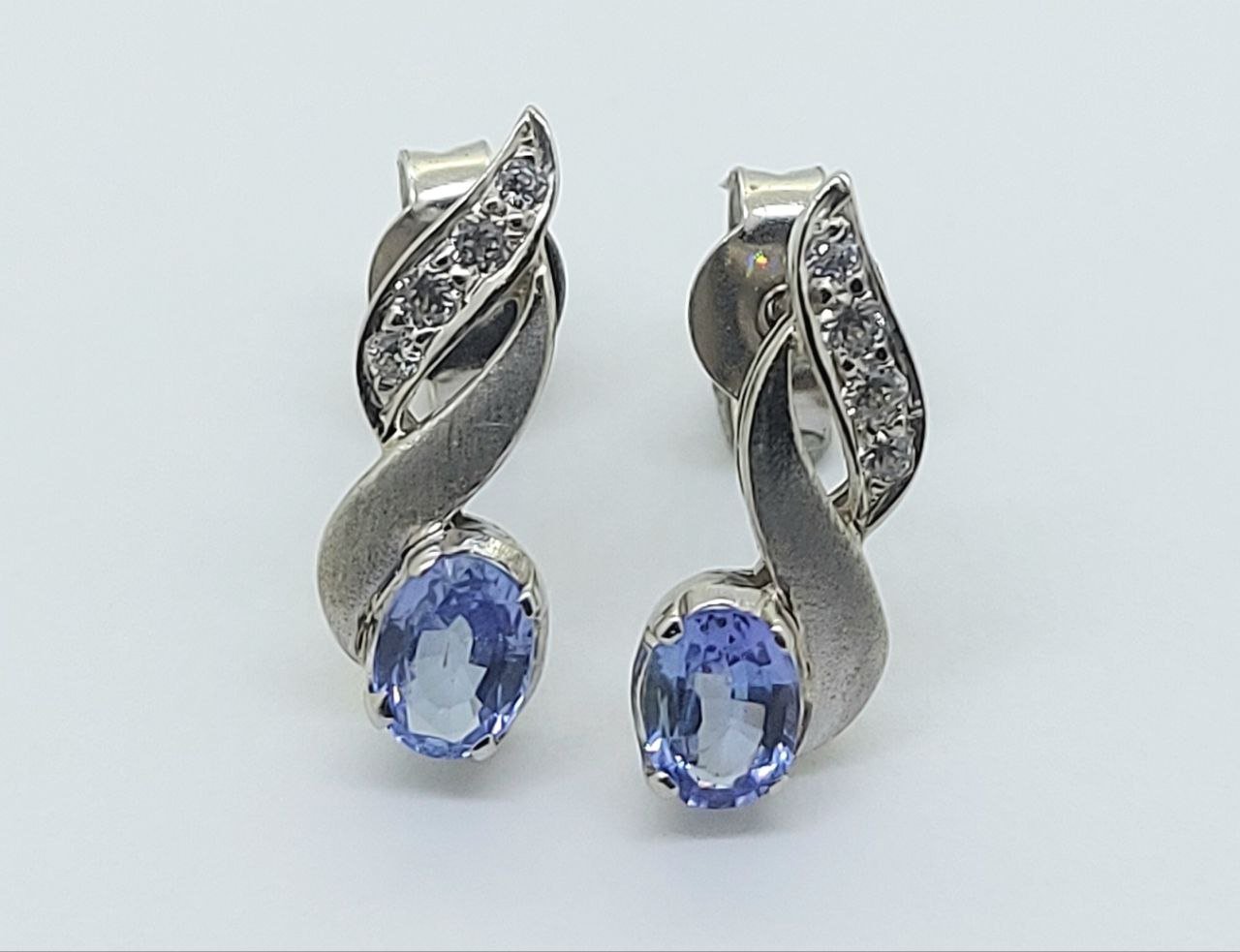 Diamond / Tanzanite Earrings