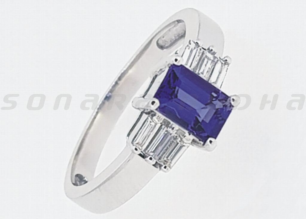 Diamond / Tanzanite Ring
