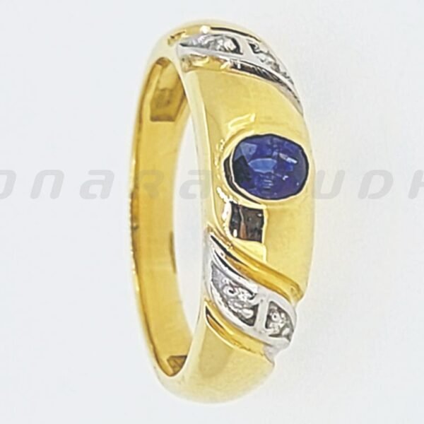 Diamond / Sapphire Ring