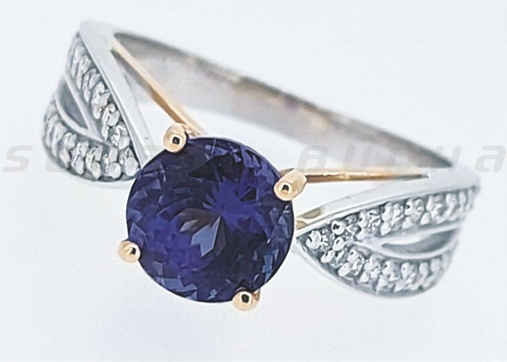 Diamond / Tanzanite Ring