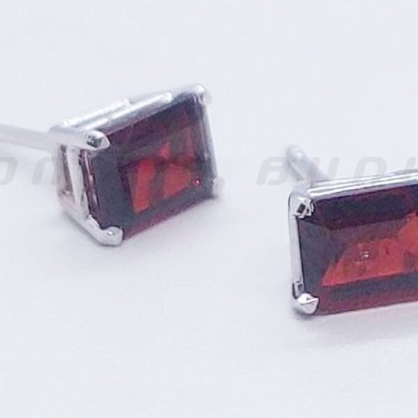 Garnet Earrings