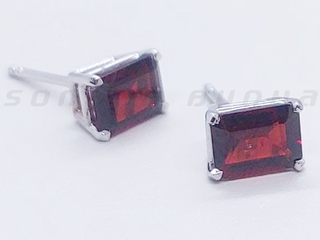 Garnet Earrings