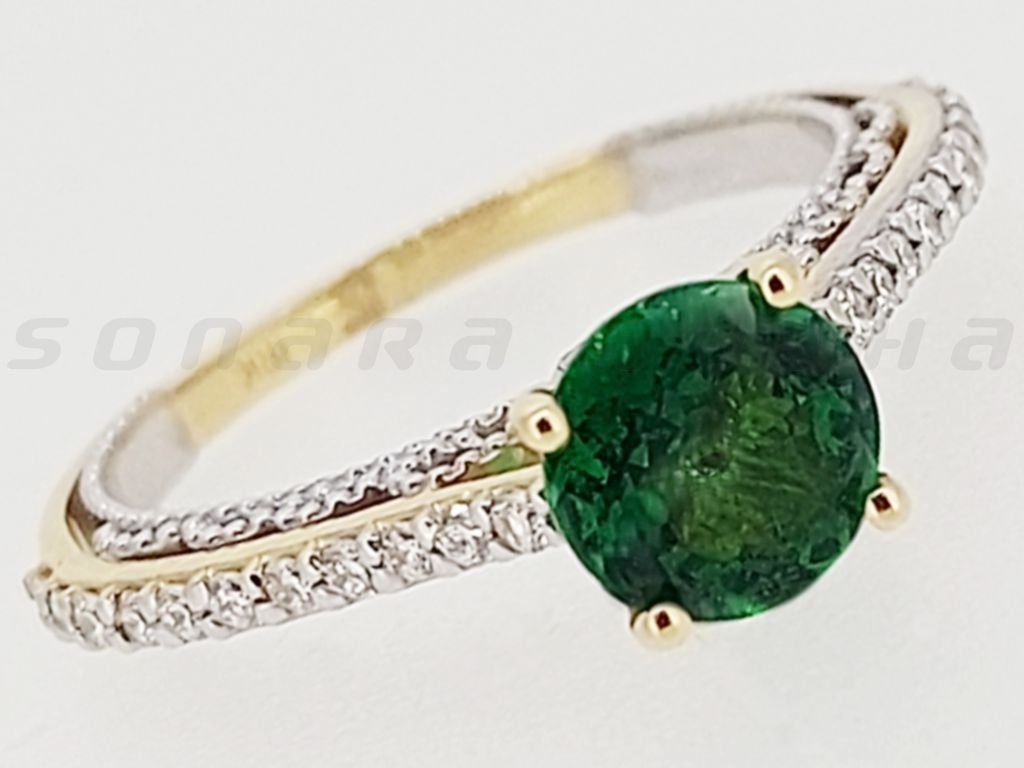 Diamond / Tsavorite Ring