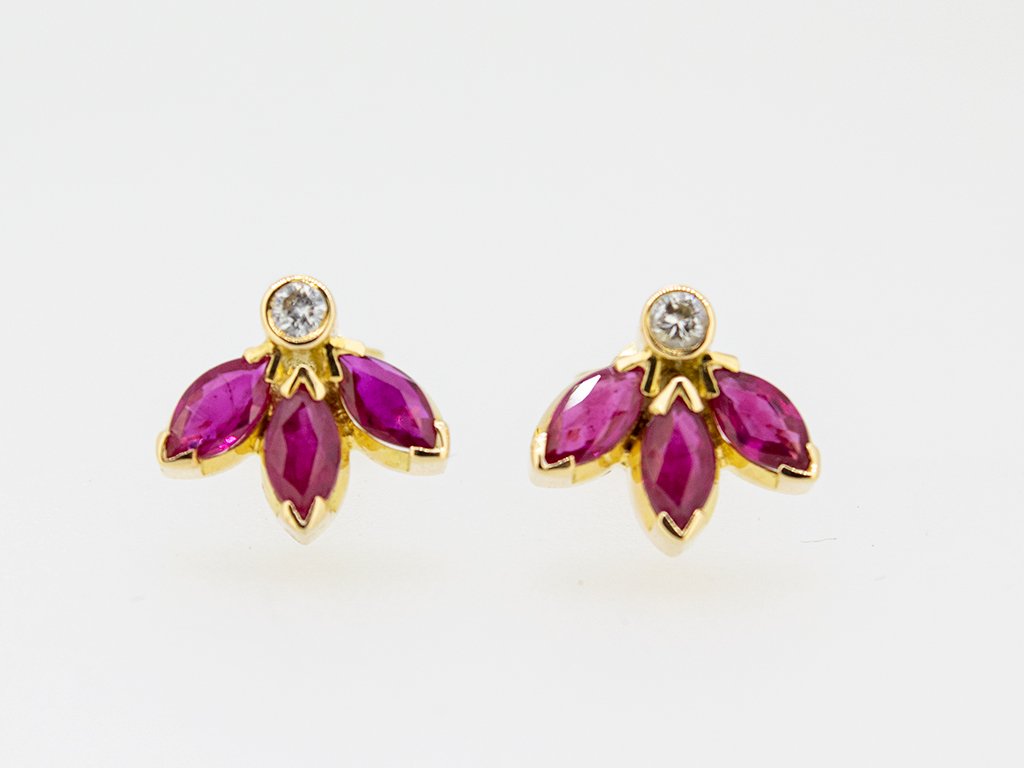 Diamond / Ruby Studs