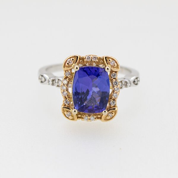 Diamond / Tanzanite Ring