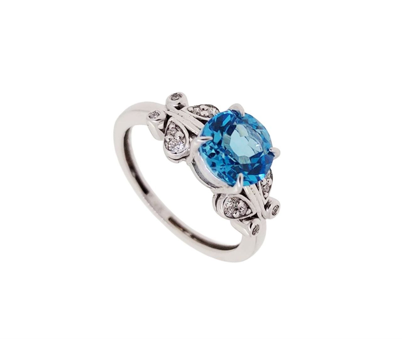 Diamond / Blue Topaz Ring