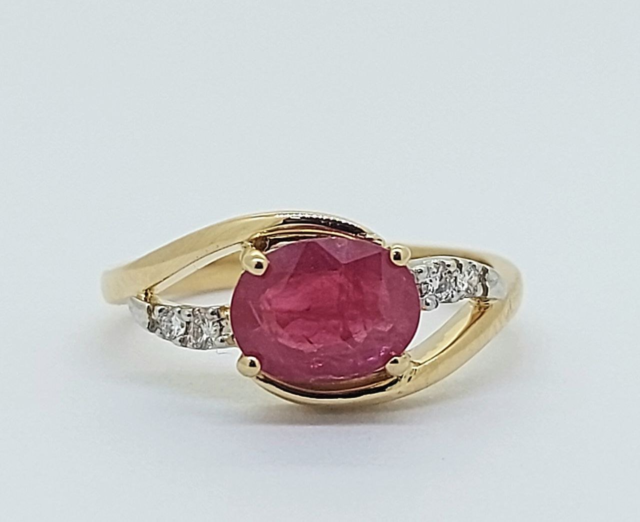 Diamond / Ruby Ring