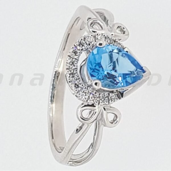 Diamond / Blue Topaz Ring
