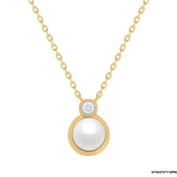 Diamond / FW Pearl Necklace
