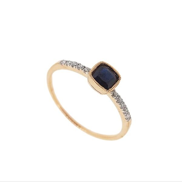 Diamond / Sapphire Ring