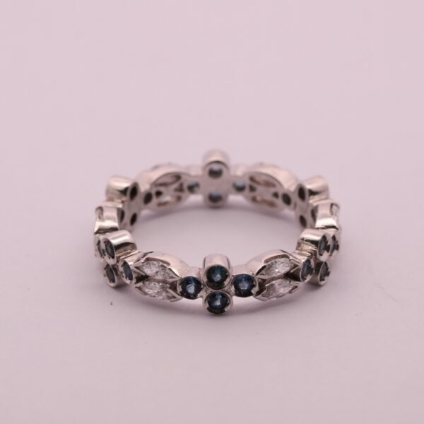 Diamond / Sapphire Ring