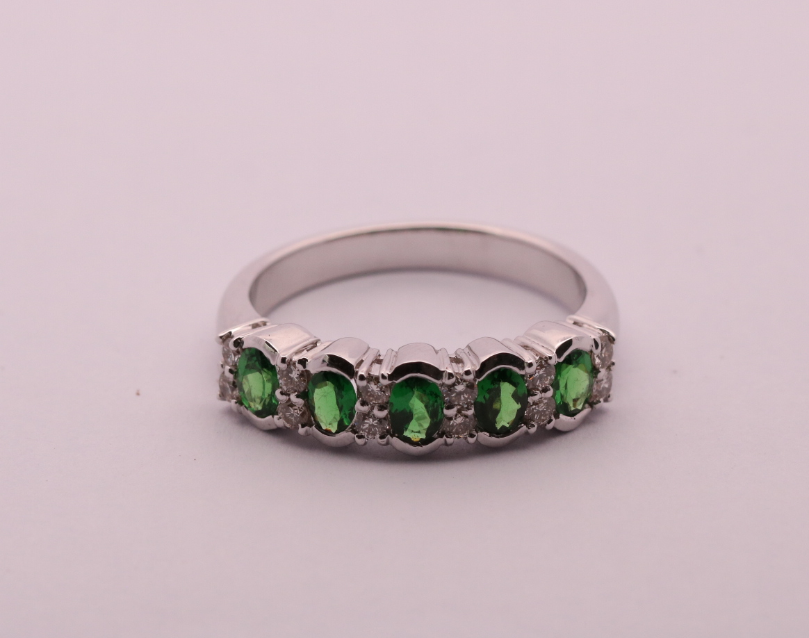 Diamond / Tsavorite Ring