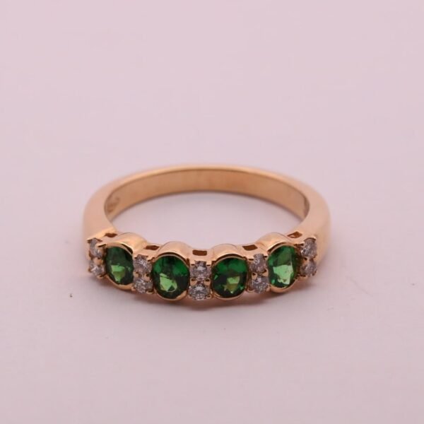 Diamond / Tsavorite Ring