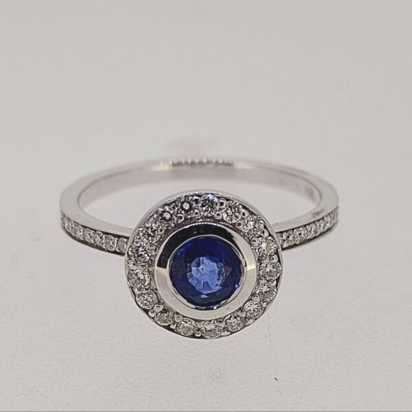 Diamond / Sapphire Ring