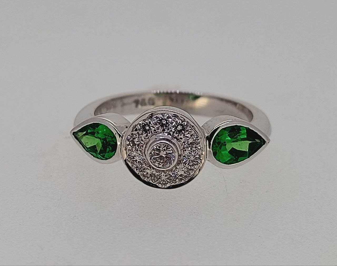 Diamond / Tsavorite Ring