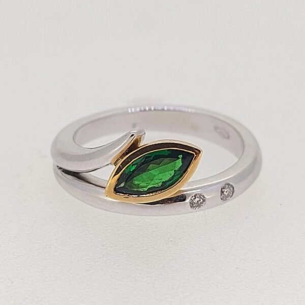 Diamond / Tsavorite Ring