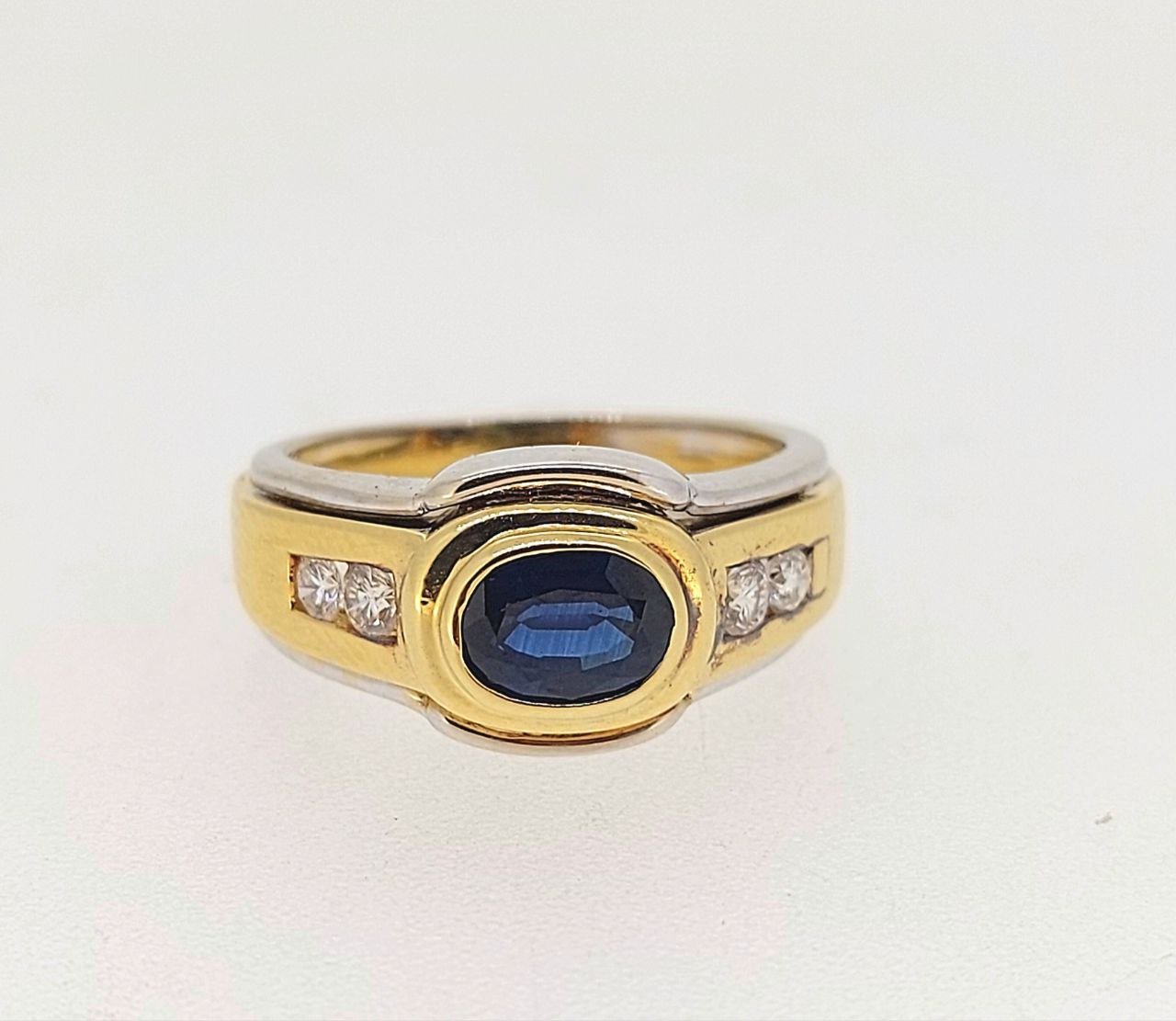 Diamond / Sapphire Ring
