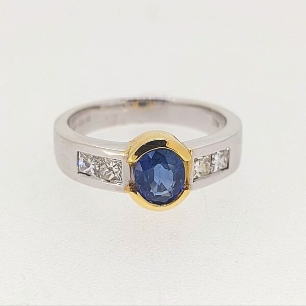 Diamond / Sapphire Ring