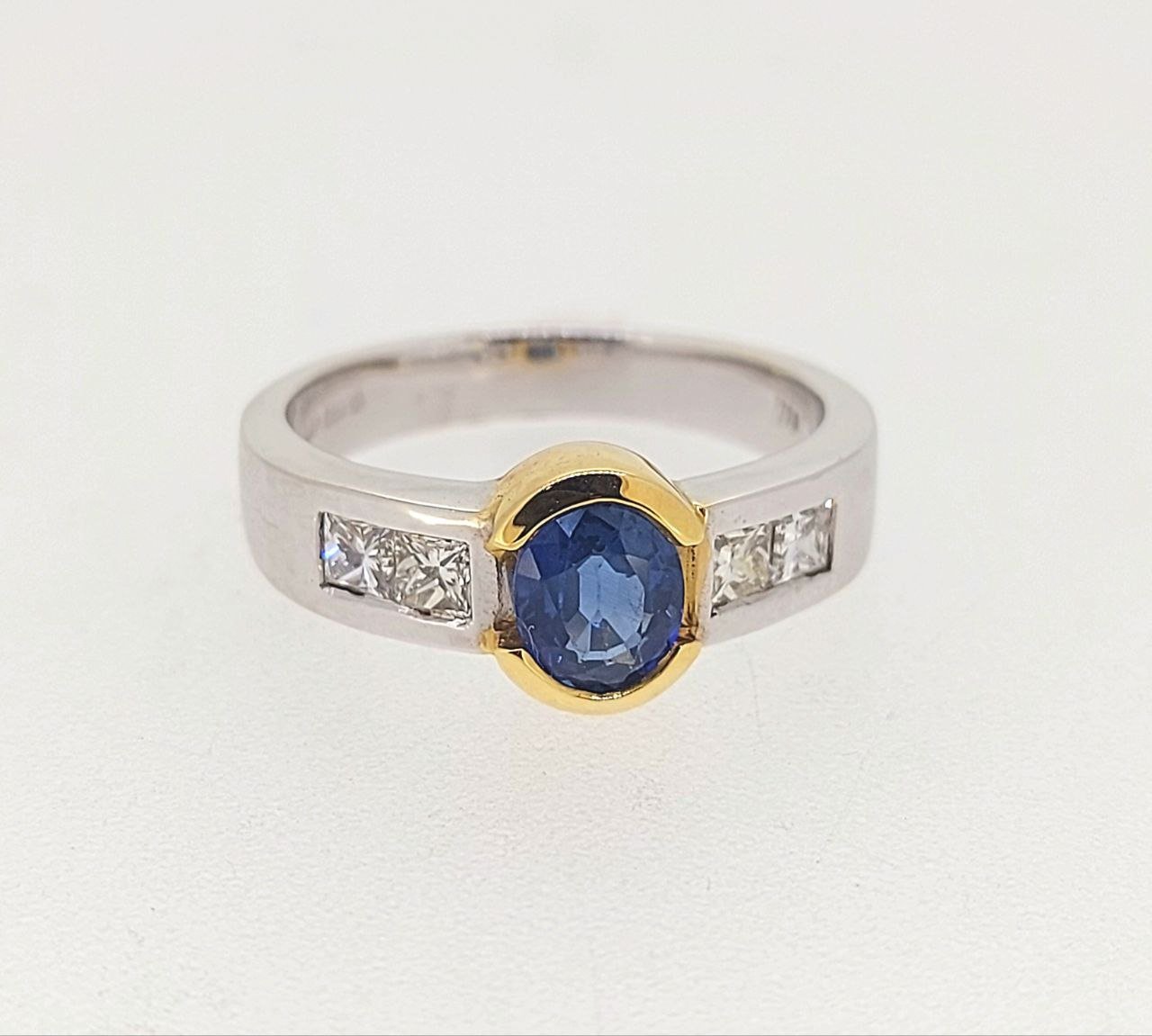 Diamond / Sapphire Ring