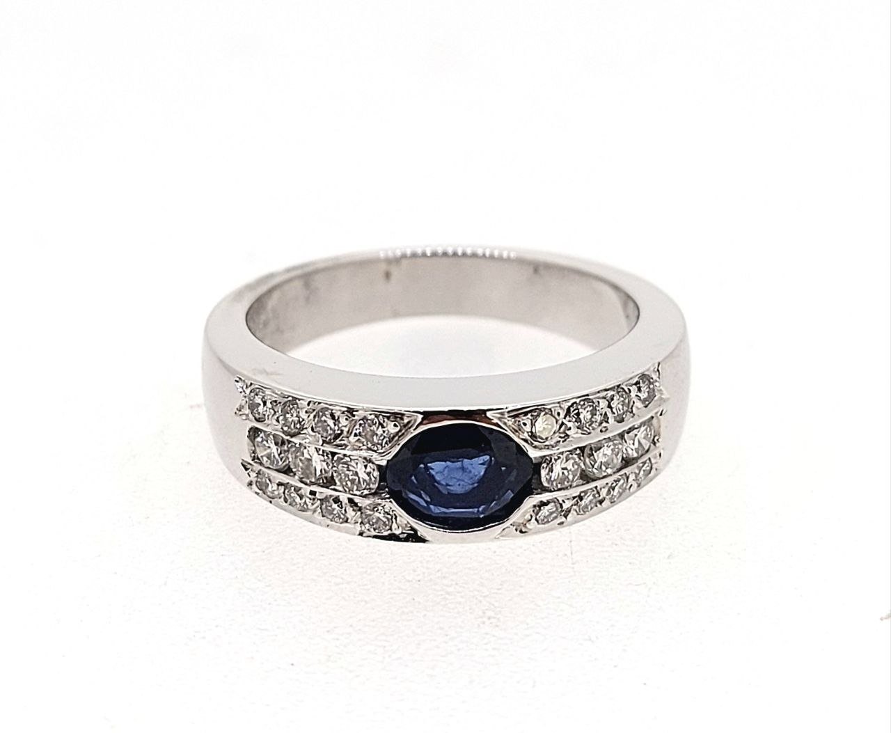 Diamond / Sapphire Ring