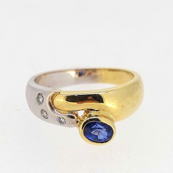 Diamond / Sapphire Ring