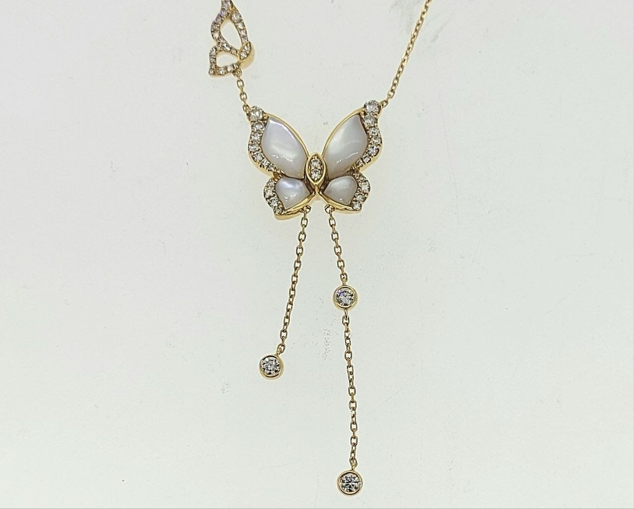 Diamond / Mother of Pearl Necklace