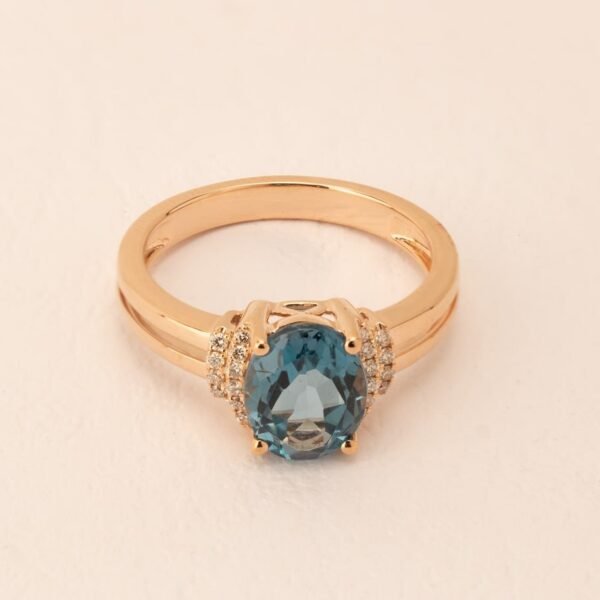 Diamond / Blue Topaz Ring